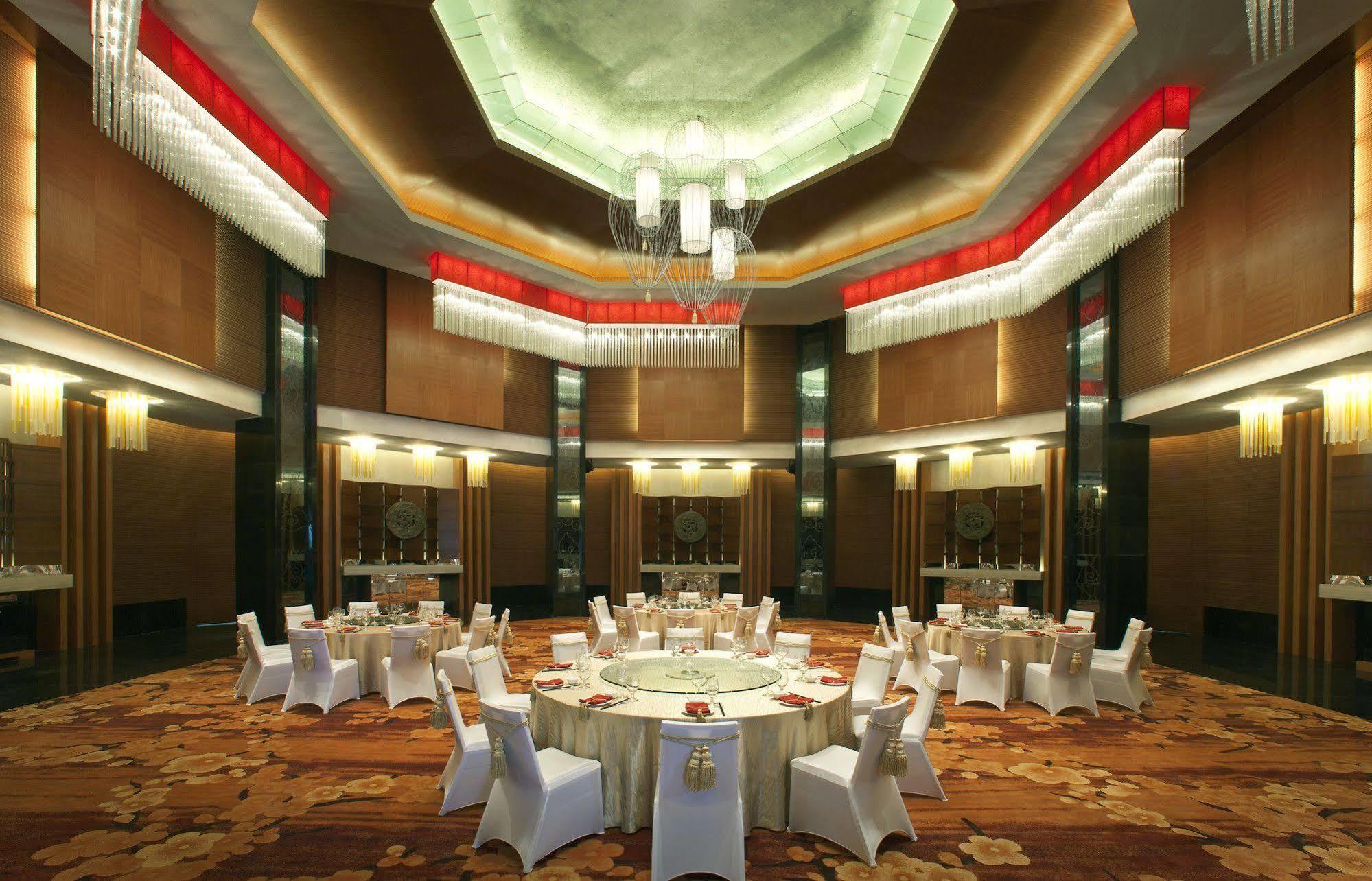 Four Points By Sheraton Taicang Екстер'єр фото
