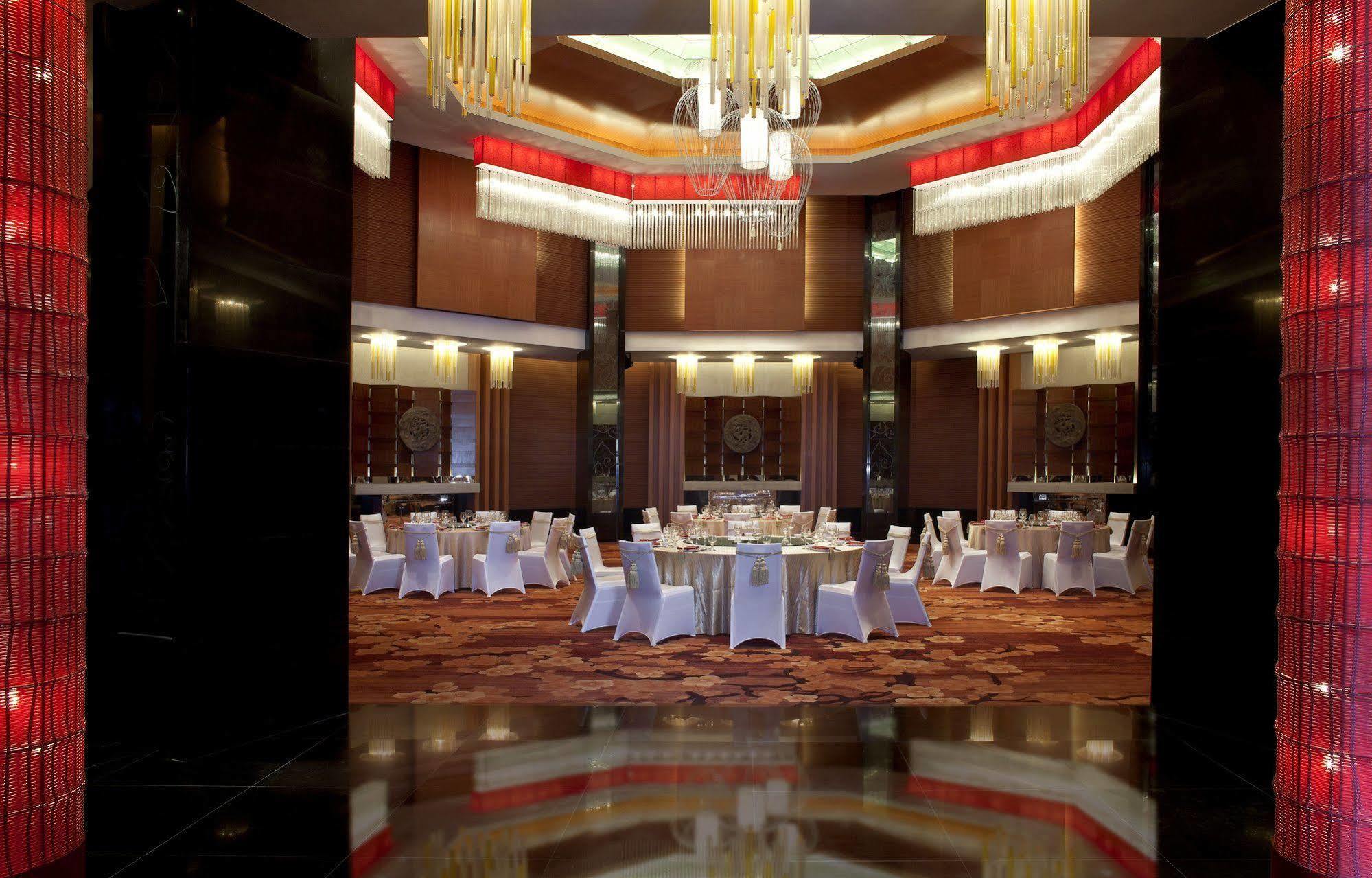 Four Points By Sheraton Taicang Екстер'єр фото